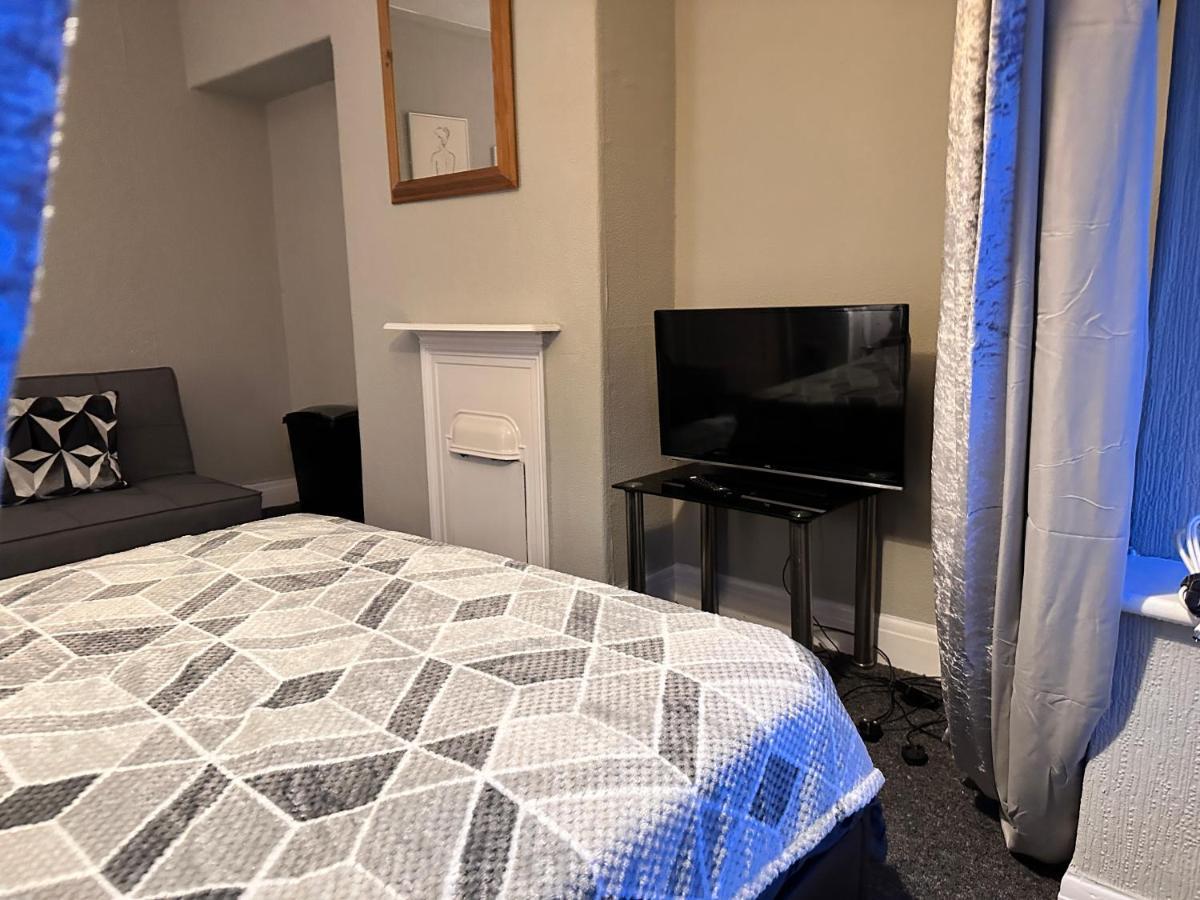 Preston'S Long Stay Accommodation Престън Екстериор снимка