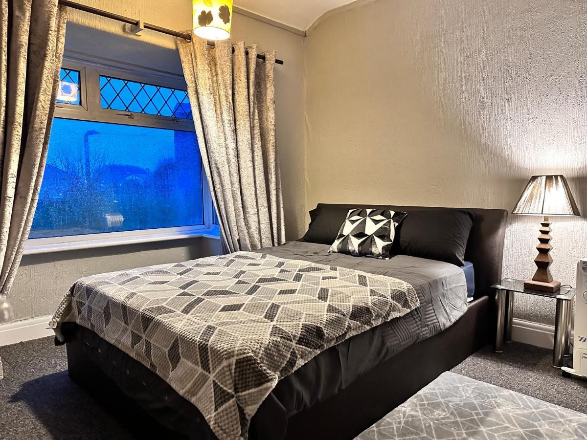 Preston'S Long Stay Accommodation Престън Екстериор снимка